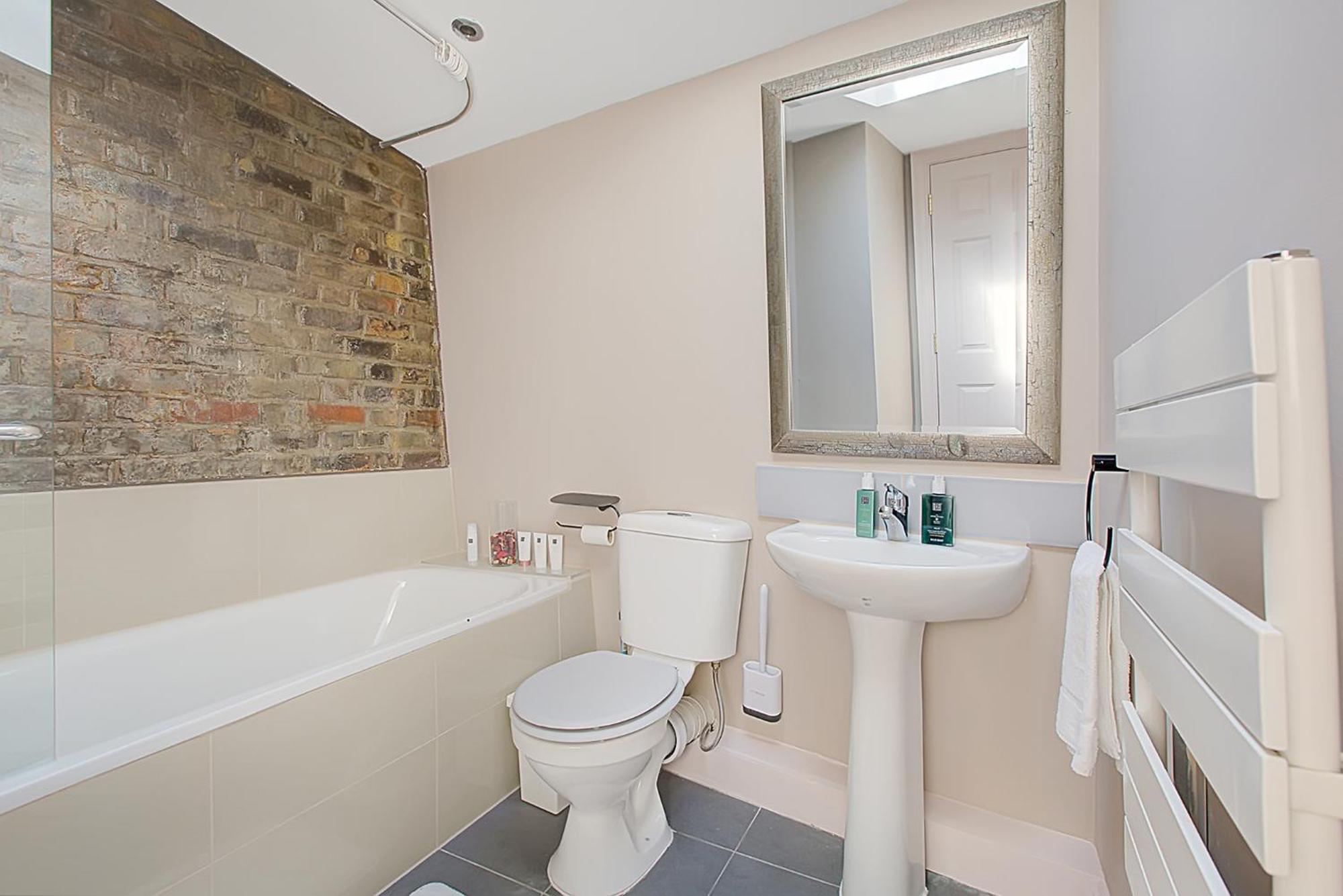 Old Street Iconic Warehouse Style 4 Bedroom 2 Bath House Prime Central London Location Zewnętrze zdjęcie